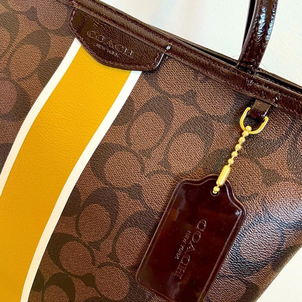 SOLD: Authentic COACH Tote: Sign. Canvas & Patent